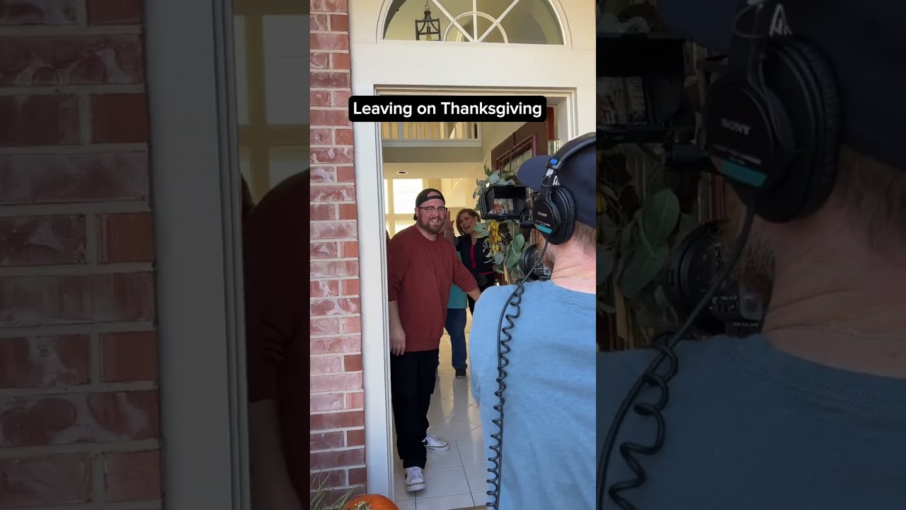 Arriving on Thanksgiving VS Leaving on Thanksgiving